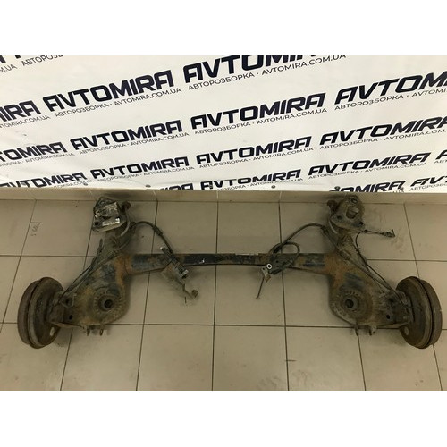Балка задняя в зборе Fiat Punto 2009-2011 55700696